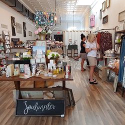 Ella's Boutique