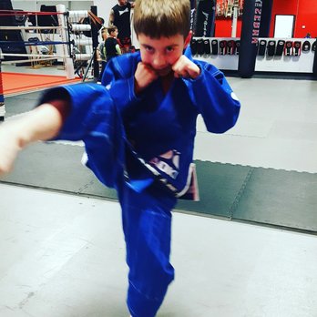 Cyclone Muay Thai - Bryce ready to start training - Brazilian Jiu-jitsu Near Me - Surprise, Arizona Cyclone Muay Thai - Bryce ready to start training - Brazilian Jiu-jitsu Near Me - Surprise, Arizona