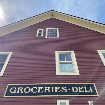 Putney General Store - Delis Near Me - Putney, Vermont