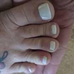 You can see paint around my nails! paint job and cuticles are horribel etc. You can see paint around my nails! paint job and cuticles are horribel etc.