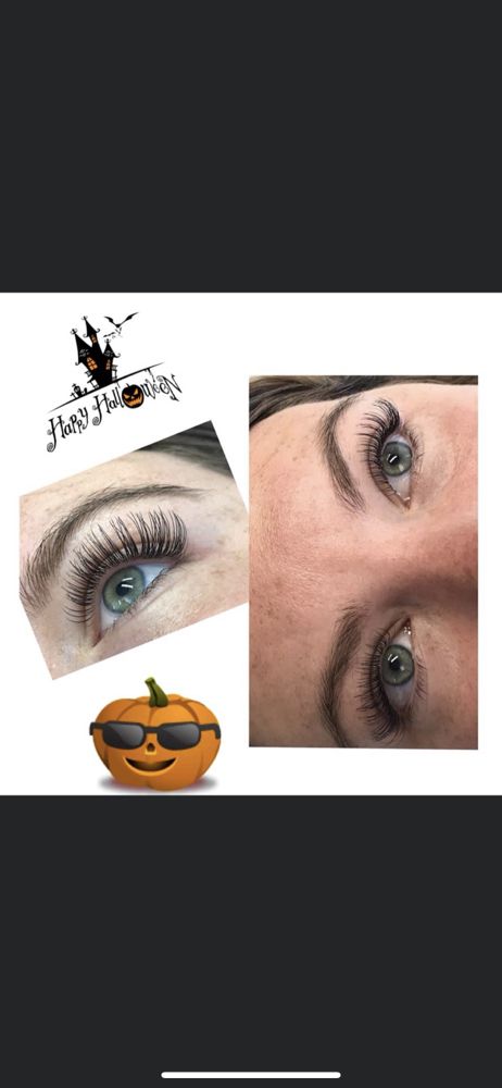 Lux Lashes by P Logo