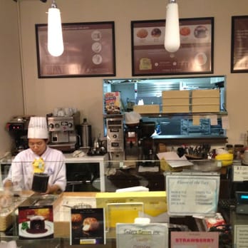 Beard Papa's - Creme puff masters - Desserts Near Me - Los Angeles, California Beard Papa's - Creme puff masters - Desserts Near Me - Los Angeles, California