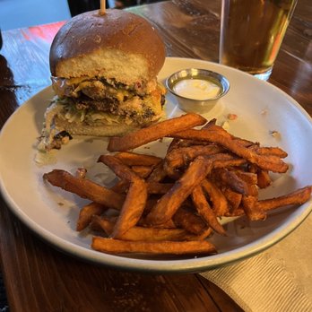 LOCAL Public Eatery Terry Ave - The Local Burger with Yam Fries - Bars Near Me - Seattle, Washington
