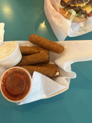 Hunky's Old Fashioned Hamburgers - Bishop Arts by null