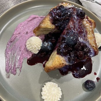 Bandoleros Cafe - Berry French toast - Breakfast & Brunch Near Me - Huntington Beach, California Bandoleros Cafe - Berry French toast - Breakfast & Brunch Near Me - Huntington Beach, California