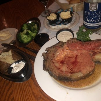 Masters Restaurant - Prime rib, baked potato, broccoli, and bread and butter. - American Near Me - Madison Heights, Michigan