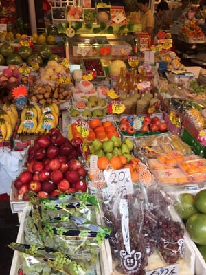 Yau Ma Tei Wholesale Fruit Market by null