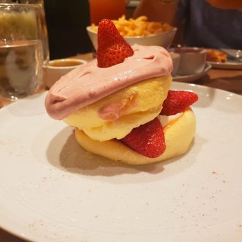 Flipper’s - Strawberry fluffy pancakes - Pancakes Near Me - New York, New York Flipper’s - Strawberry fluffy pancakes - Pancakes Near Me - New York, New York