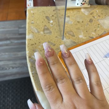 City Nails - Nail Salons Near Me - Oak Lawn, Illinois