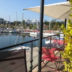 Café A l'Aise Breizh - Terrasse très agréable avec vue imprenable sur le port de vannes