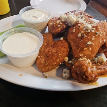 319 Broderick - Burgers Near Me - West Sacramento, California