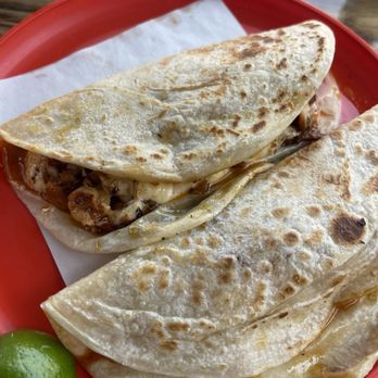 Taquería Las Rejas - Quesadilla Al Pastor - Mexican Near Me - México, D.F., DIF Taquería Las Rejas - Quesadilla Al Pastor - Mexican Near Me - México, D.F., DIF
