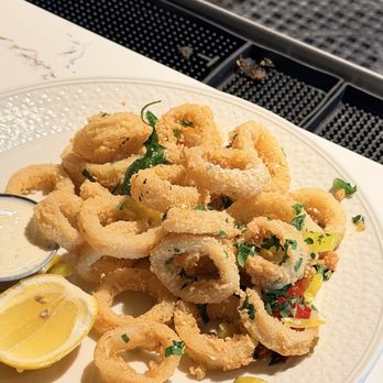 Piccolo Buco by Cooper's Hawk - Calamari - Italian Near Me - Oak Brook, Illinois Piccolo Buco by Cooper's Hawk - Calamari - Italian Near Me - Oak Brook, Illinois