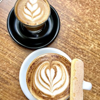 Le Coffee Shop - Breakfast & Brunch Near Me - Temecula, California