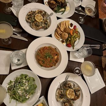82 Queen - dinner! - Southern Near Me - Charleston, South Carolina 82 Queen - dinner! - Southern Near Me - Charleston, South Carolina