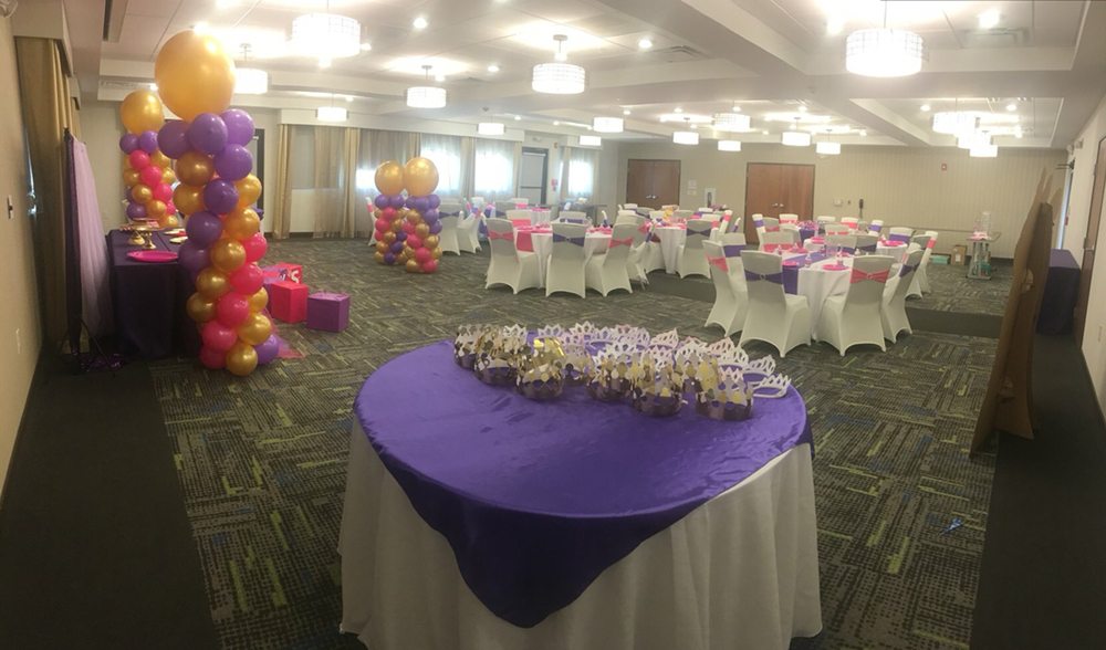 HOLIDAY INN EXPRESS BORDENTOWN TRENTON SOUTH 34 Photos & 20 Reviews