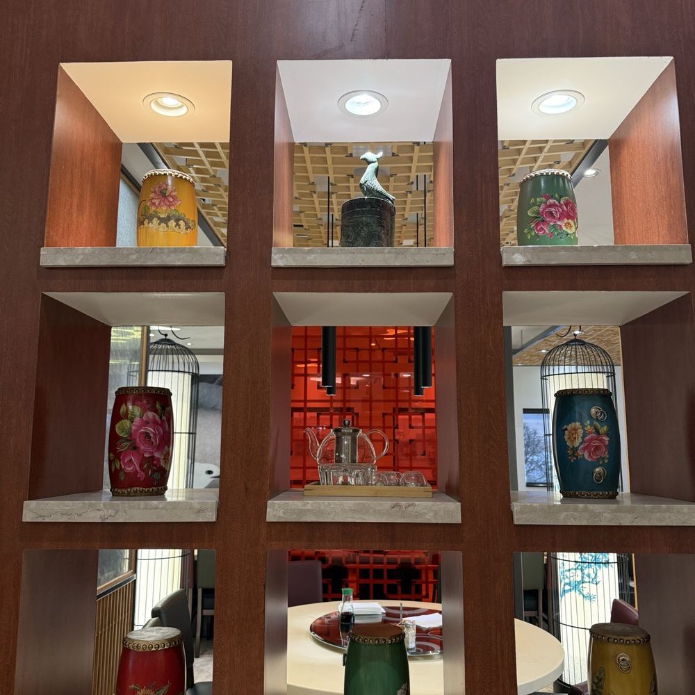 MingHin Cuisine - Decoration - Dim Sum Near Me - Rolling Meadows, Illinois