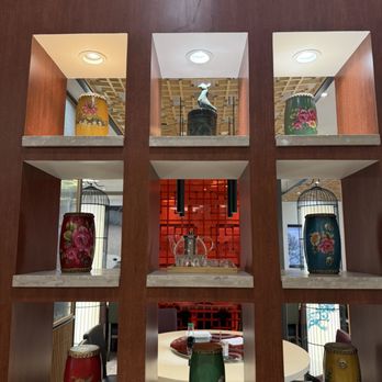 MingHin Cuisine - Decoration - Dim Sum Near Me - Rolling Meadows, Illinois