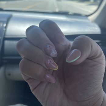 Venice Nail Studio - Nail Salons Near Me - Citrus Heights, California