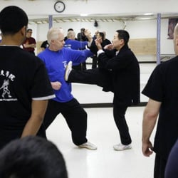 Xinyi-Dao Kung Fu Academy - Xinyi-Dao Kung Fu kicking technique
