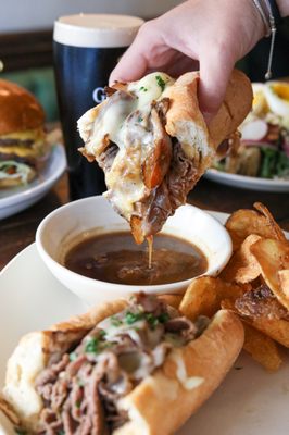 James Joyce Irish Pub & Restaurant by null