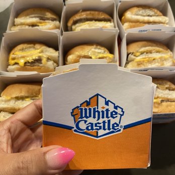 White Castle - 3/22/23 (wed): slider box - Burgers Near Me - Jean, Nevada
