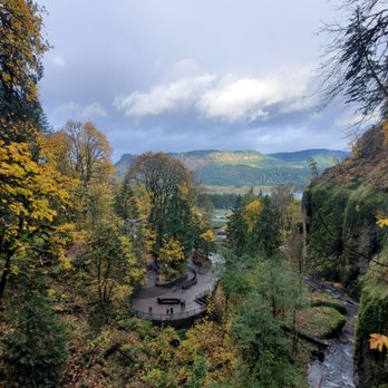 Multnomah Falls - Hiking Near Me - Bridal Veil, Oregon Multnomah Falls - Hiking Near Me - Bridal Veil, Oregon
