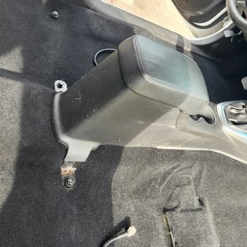 HH Upholstery - Carpet reupholstered - Auto Upholstery Near Me HH Upholstery - Carpet reupholstered - Auto Upholstery Near Me