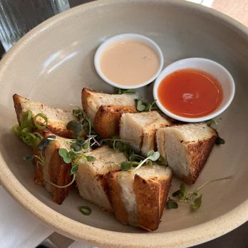 Bar Alice Anne - Shrimp toast - Cocktail Bars Near Me - Baltimore, Maryland Bar Alice Anne - Shrimp toast - Cocktail Bars Near Me - Baltimore, Maryland