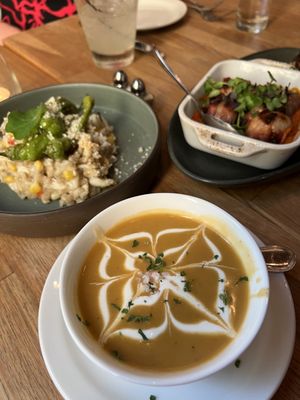 Bleu Restaurant & Lounge by null