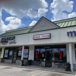 J. W. Beverette's Soul Food - Outside of restaurant