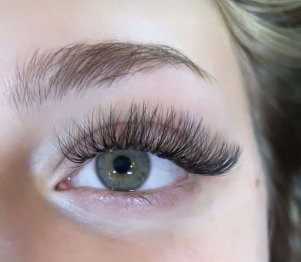 Fox Lashes Logo