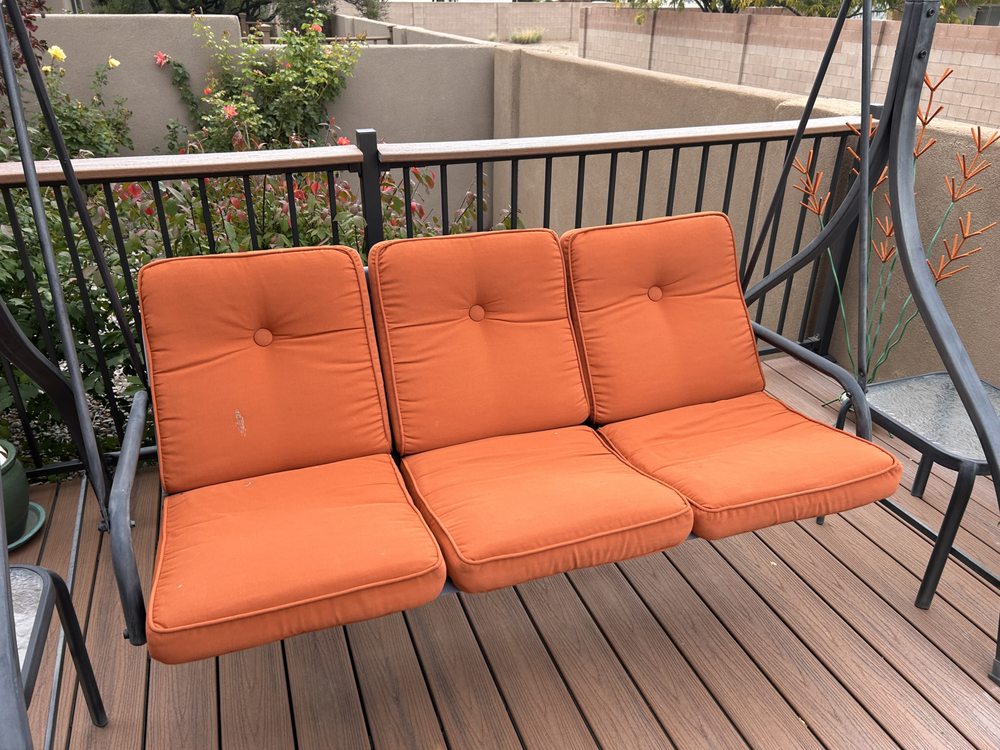 Q House Furniture Re-upholstery - upholstery in Los Ranchos, NM