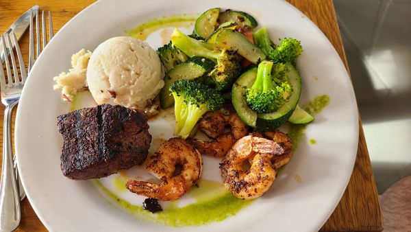 Foster's Kitchen Kona by null
