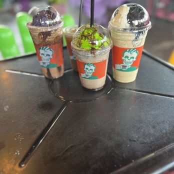 Rad Coffee  - Coffee & Tea Near Me - Long Beach, California
