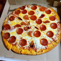 Medium Pepperoni Pizza