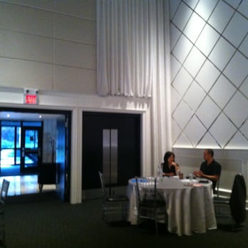 Grand Luxe Event Boutique - Dining hall @ Grand Luxe - Venues & Event Spaces Near Me - Toronto, Ontario