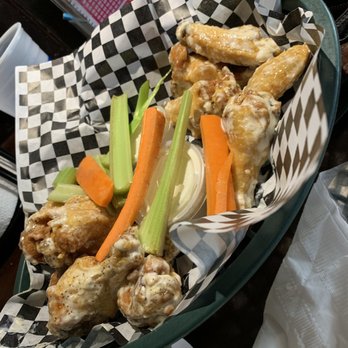 Smokey O'gradys - New American Near Me - East Lyme, Connecticut
