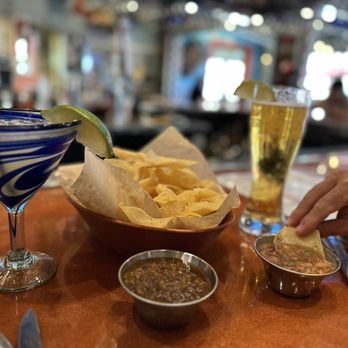 Lupe Tortilla Mexican Restaurant - Chips and salsa at the bar - Tex-Mex Near Me - Kingwood, Texas Lupe Tortilla Mexican Restaurant - Chips and salsa at the bar - Tex-Mex Near Me - Kingwood, Texas