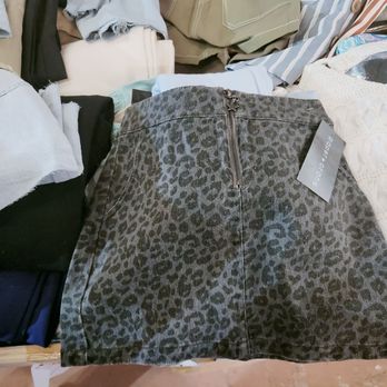 Loca Bargain - Super cute and trendy designs like this skirt for less than $10!!! - Shoe Stores Near Me - San Bernardino, California