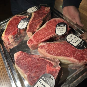 Asador Bastian - Steak presentation - Spanish Near Me - Chicago, Illinois Asador Bastian - Steak presentation - Spanish Near Me - Chicago, Illinois
