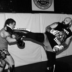 Burgess MMA - Kickboxing