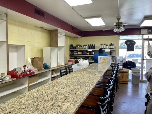 Tully's Italian Deli by null