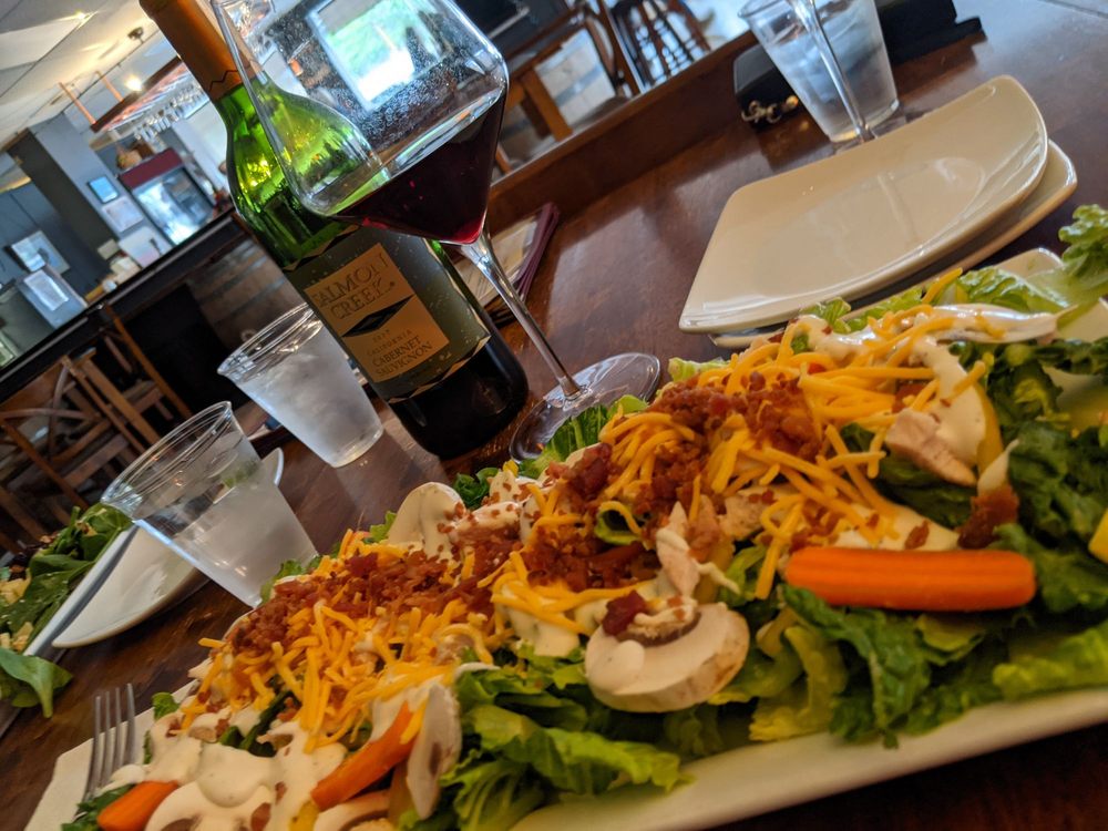 THE WINE BAR & BISTRO Updated October 2024 29 Photos & 33 Reviews