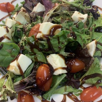 Wally's Italian Eatery - Caprese salad - Italian Near Me - Whitby, Ontario