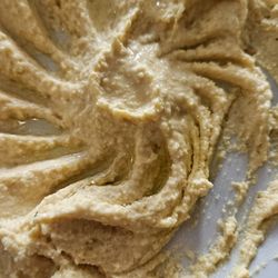 Khuttar - Hummus