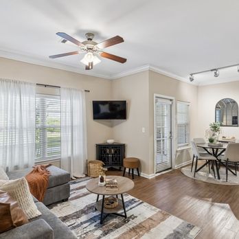 Overlook Ranch - Apartments Near Me - Fort Worth, Texas Overlook Ranch - Apartments Near Me - Fort Worth, Texas