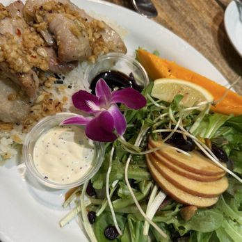 Island Vintage Wine Bar - Garlic ahi plate - Wine Bars Near Me - Honolulu, Hawaii Island Vintage Wine Bar - Garlic ahi plate - Wine Bars Near Me - Honolulu, Hawaii