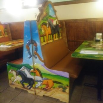 Senor Fajitas - Love the decor! So pretty! - Mexican Near Me - Portland, Tennessee