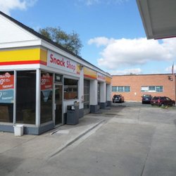 Shell - Fuel up at Shell located at 100 University Blvd W, Silver Spring, MD!